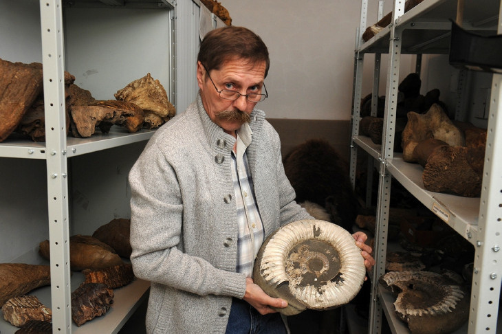 Владимир Ларин