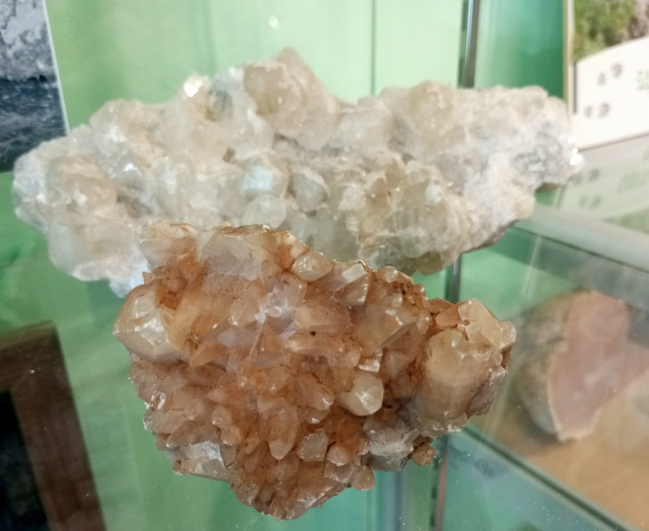 Друза кристаллов кальцита