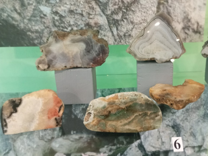 Пейзажные кварцы (халцедоны) плато Путорана