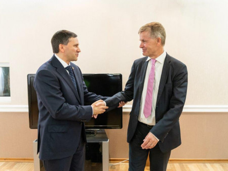 Дмитрий Кобылкин провёл первую международную встречу на посту Министра с заместителем Генсека ООН Эриком Солхеймом
