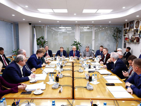 Правовое регулирование заповедных территорий обсудили в комитете по развитию Дальнего Востока и Арктики.